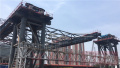 郑北大桥成功跨过92米最大悬臂　创多个国内之最