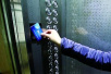 暗访南京酒店刷卡乘电梯系统有漏洞 酒店未尽安全保障义务