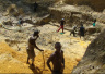 坦桑尼亚金矿坍塌14人被困井下　含中国公民