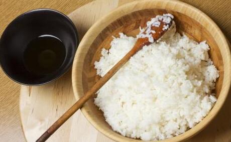 不吃米饭不减肥 反而会更胖-中国搜索头条
