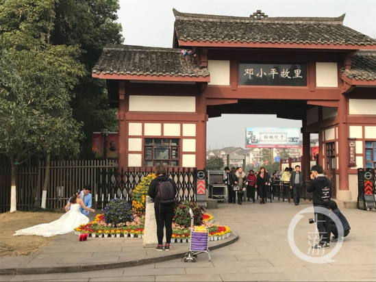 探访邓小平故里景区:一企业家称前来感恩不下