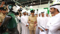 现实版机械战警亮相迪拜 全球首个机器警察上岗