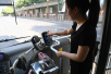 南京公交曝刷卡“漏洞”：坐10趟公交车只要付0.8元？